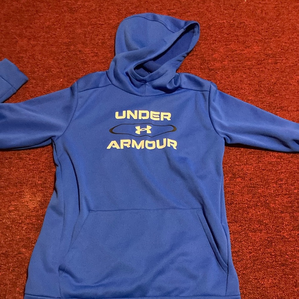 Under amor hoodie